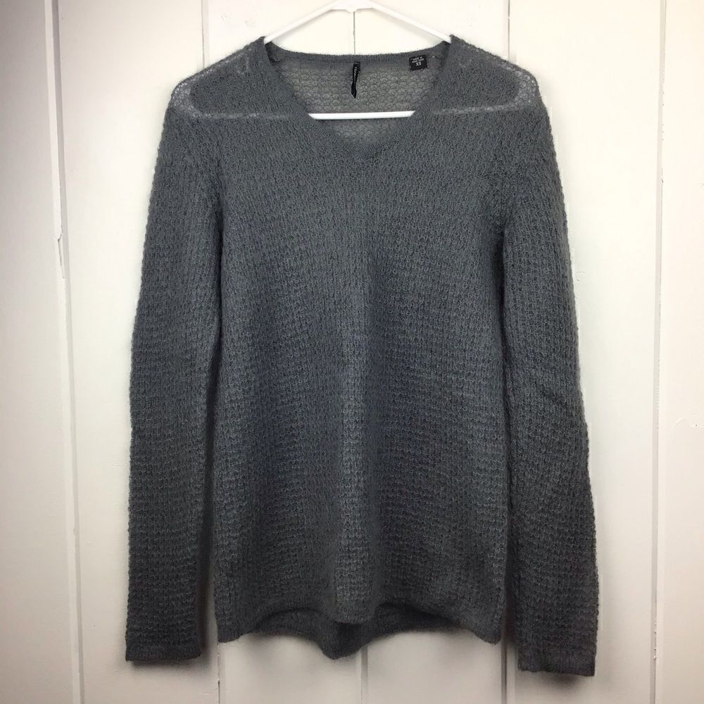 ISDA & CO Gray Knit Mohair V-neck Sweater XS‎